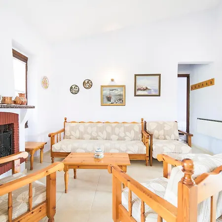 Ekavi * Kalyves Polygyrou