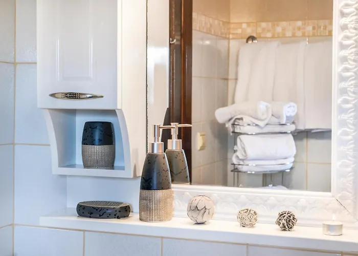 公寓 Ekavi Kalyves Polygyrou